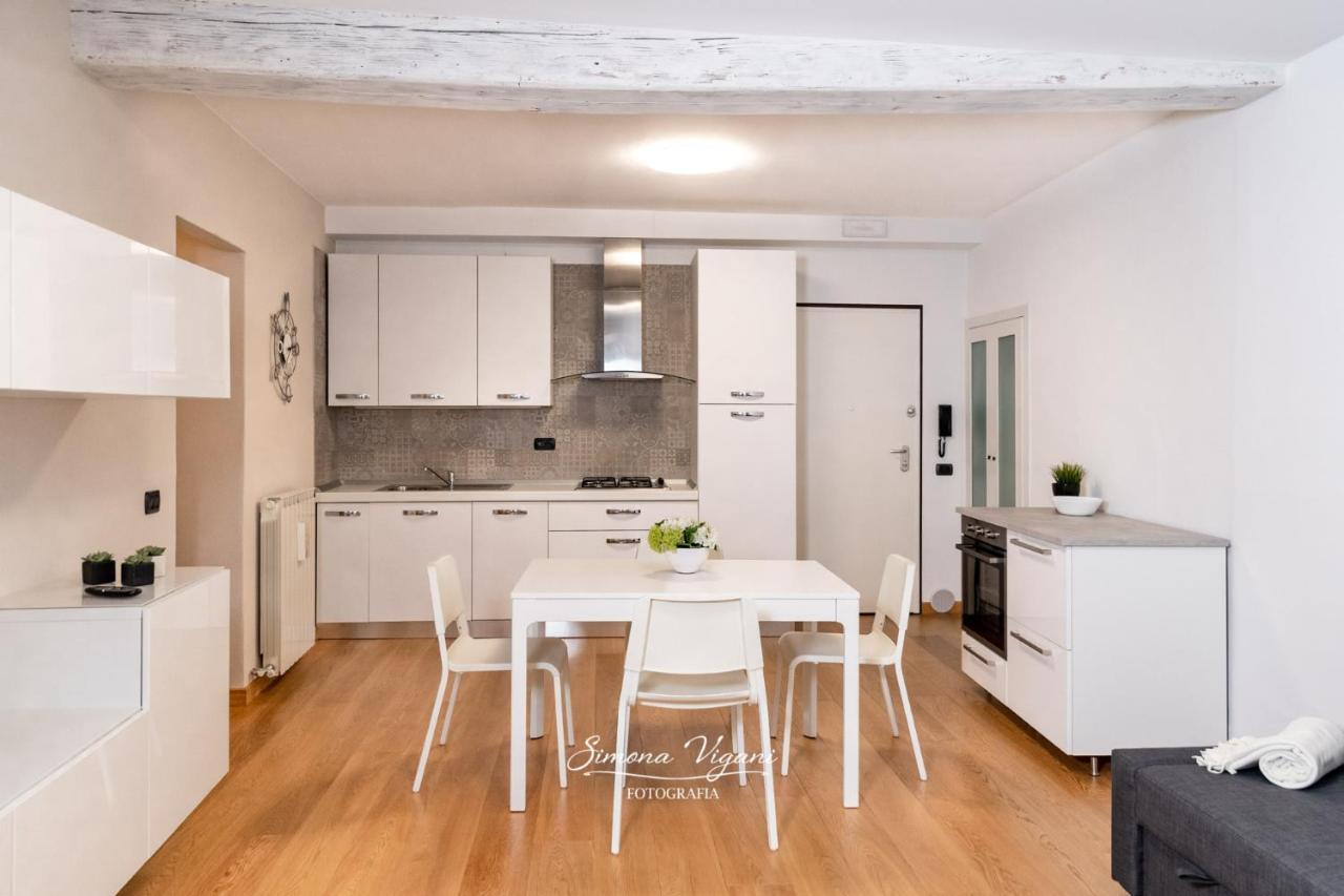 Feel At Home - Nel Cuore Di Lovere Esterno foto